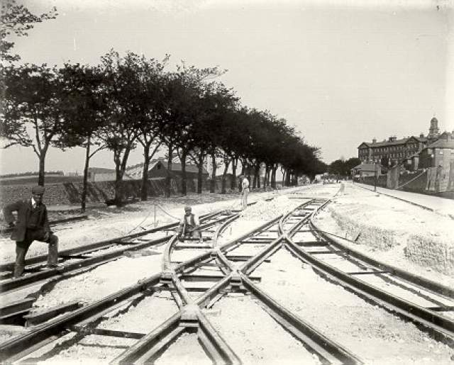 track laying elm grove